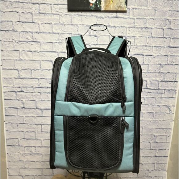 APOLLO WALKER Pet Carrier Backpack for Small Cats and Dogs - Picture 2 of 16